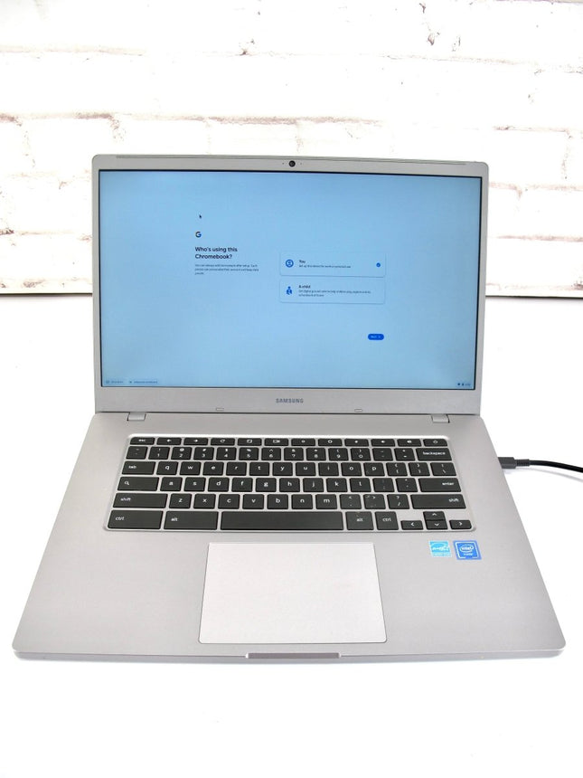 Samsung Chromebook 4 XE350XBA 15.6" Full HD Celeron N4000 4GB 32GB Type - C - ZeereeZ