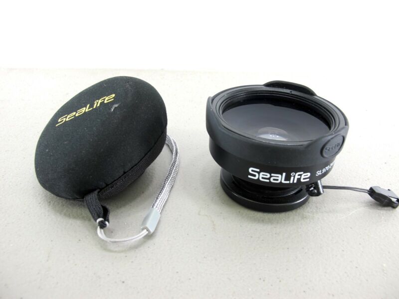 SeaLife ReefMaster 24mm Wide Angle Lens for Digital Cameras & 35mm Cameras SL970 - ZeereeZ