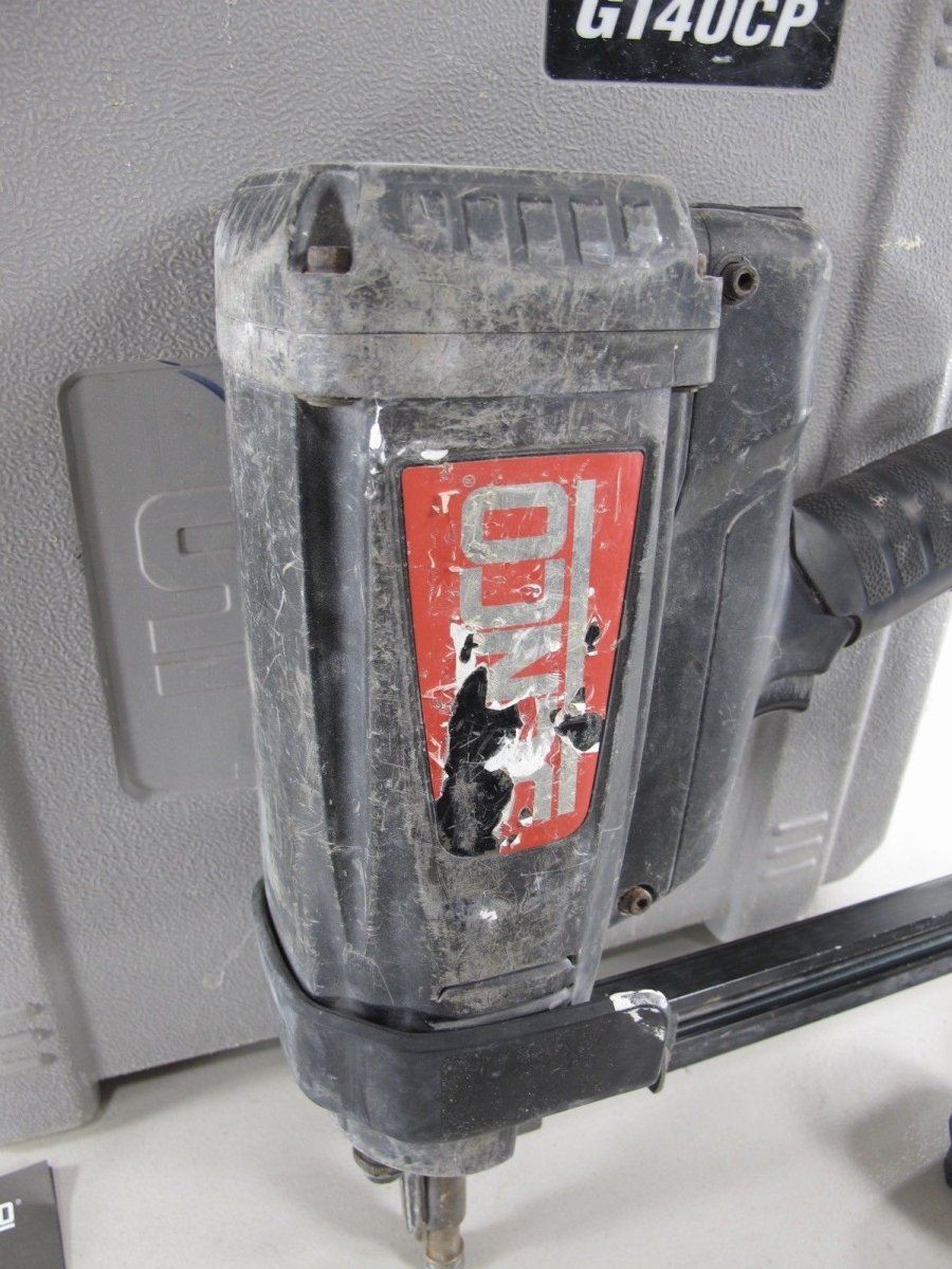 Senco GT40CP - Professional 1 - 1/2” Gas - Powered Concrete Fastening System - ZeereeZ