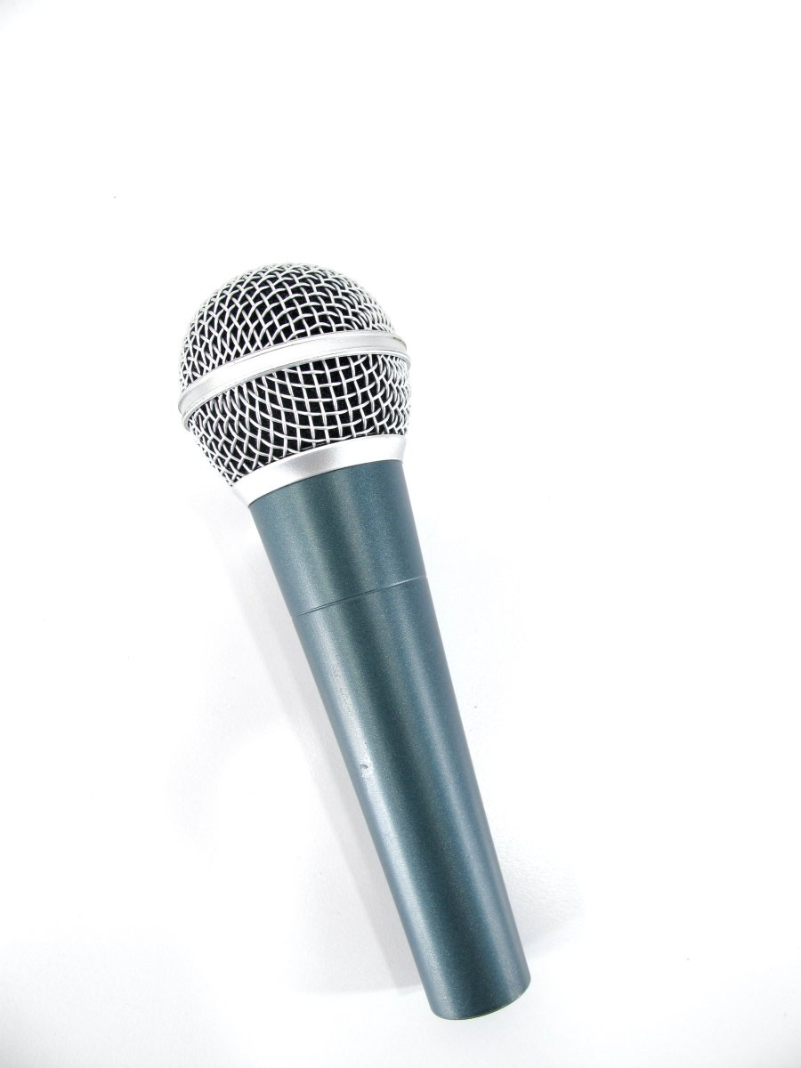 Shure Beta 58A Supercardioid Dynamic Handheld Vocal Microphone - ZeereeZ