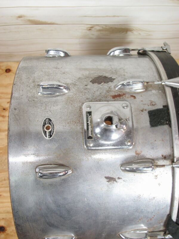 Slingerland 22x15 Vintage 1970s Chrome Kick Drum w/ Legs - ZeereeZ