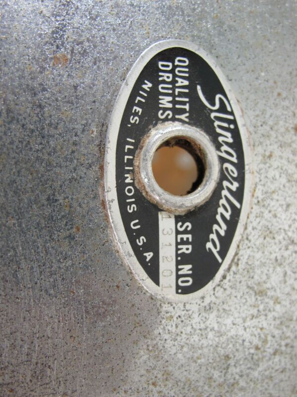 Slingerland 22x15 Vintage 1970s Chrome Kick Drum w/ Legs - ZeereeZ