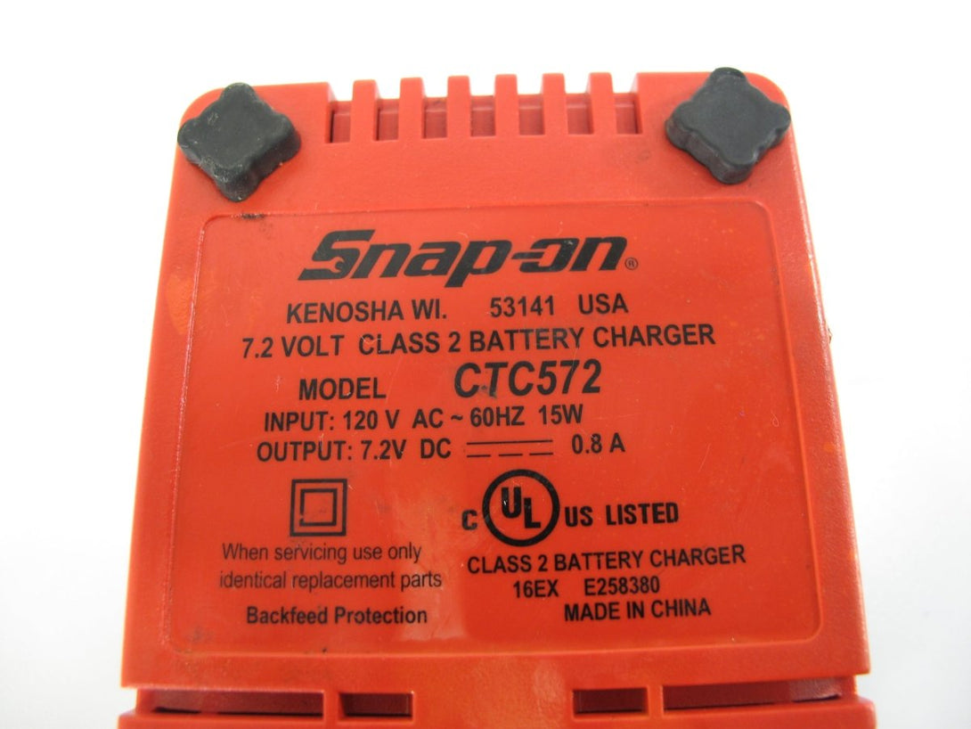 Snap On CTC572 CTC572 7.2 Volt Lithium Ion 120 Volt Battery Charger - ZeereeZ