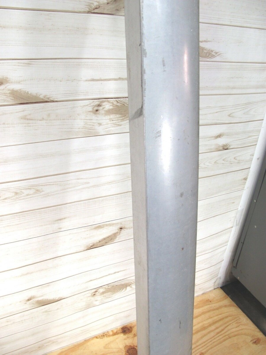 Solid Aluminium Bumper from a Vintage Airstream International Trailer 1970 - 80s - ZeereeZ