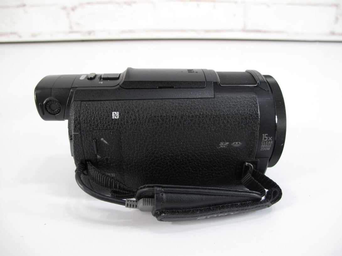 Sony FDR - AX33 Handycam 4K Flash Memory HD Video Recording Camcorder Camera - ZeereeZ