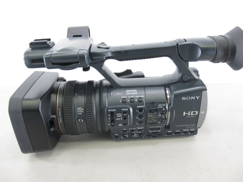 Sony HDR - AX2000 AVCHD High - Definition Handycam Camcorder & Accessories - ZeereeZ