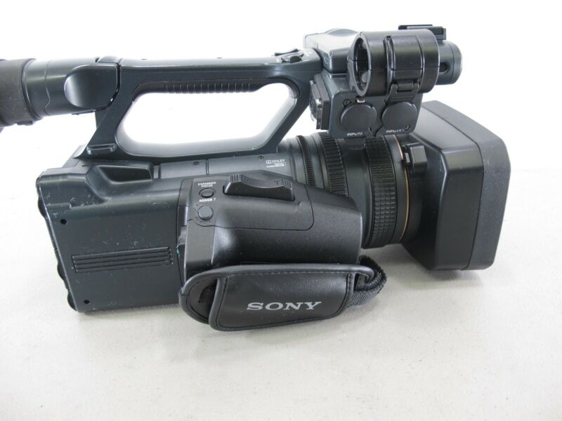 Sony HDR - AX2000 AVCHD High - Definition Handycam Camcorder & Accessories - ZeereeZ