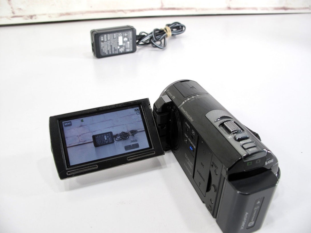 Sony HDR - PJ30 High Definition PAL HD 32GB Touchscreen Camcorder w/ Built In Projector - ZeereeZ
