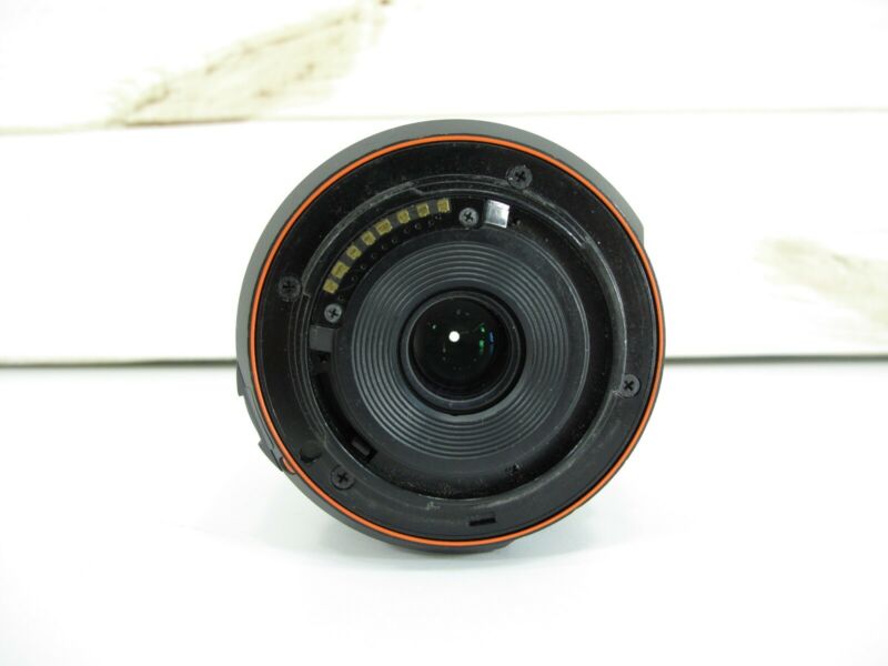 Sony SAL 55 - 200mm f/4.0 - 5.6 DT SAM Camera Lens SAL55200 - 2 - ZeereeZ