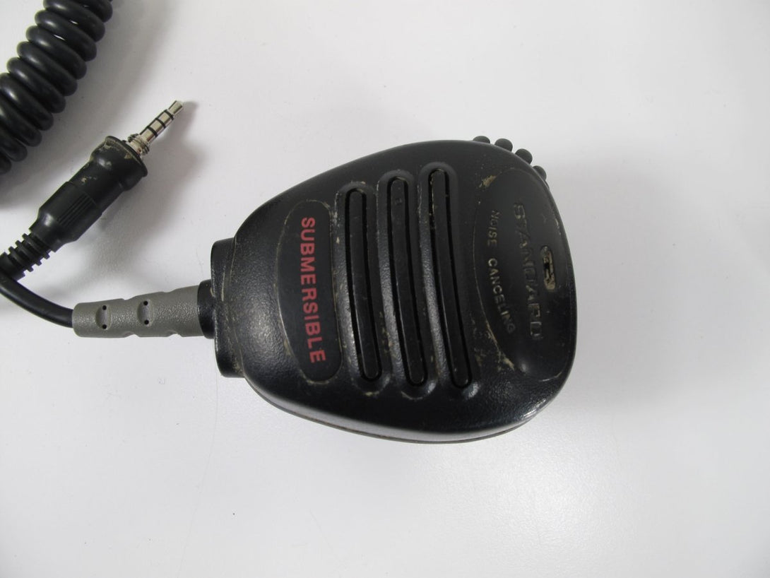 Standard Horizon HX400 Handheld VHF Radio 5 Watt Commercial Submersible w/ Mic - ZeereeZ