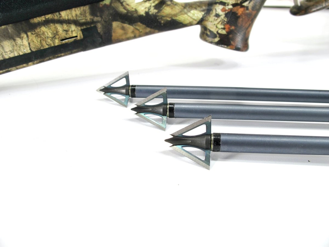 TenPoint TITAN XTREME Crossbow with Easton Magnum Bolts - ZeereeZ
