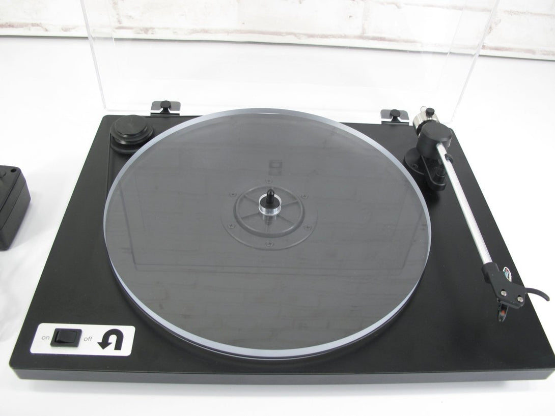U - Turn Audio Orbit Plus Turntable Black Acrylic Platter Ortofon OM5E Cartridge - ZeereeZ