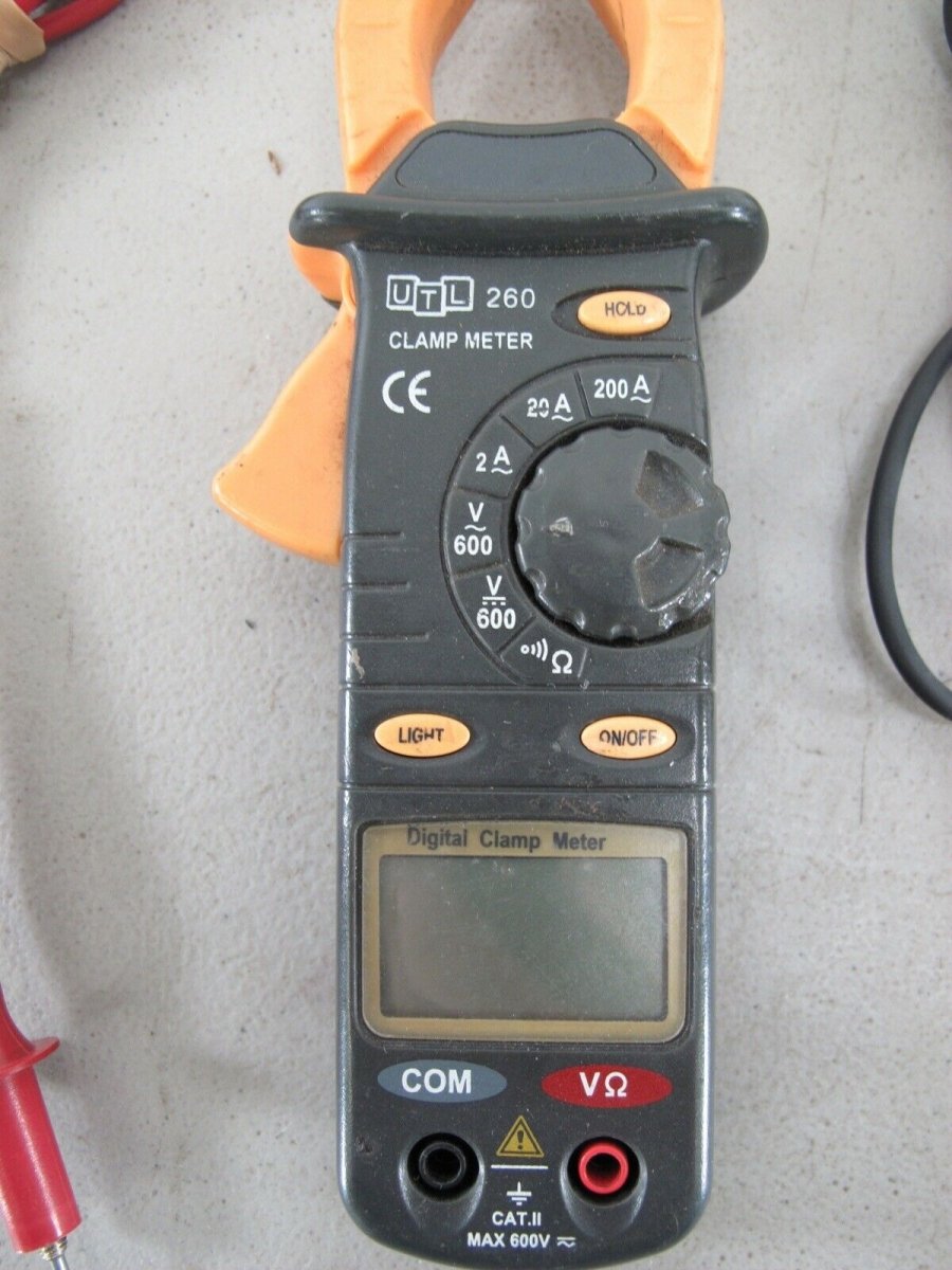 UEi UTL 260 Universal Trade Line AC Clamp Meter 600VAC/VDC 2A/20A/200A - ZeereeZ