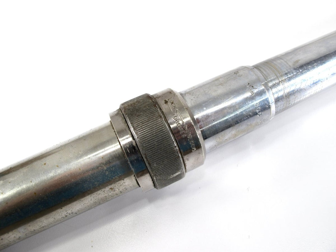 Unknown Brand USA Made 600 ft lbs Heavy Duty Torque Wrench - ZeereeZ
