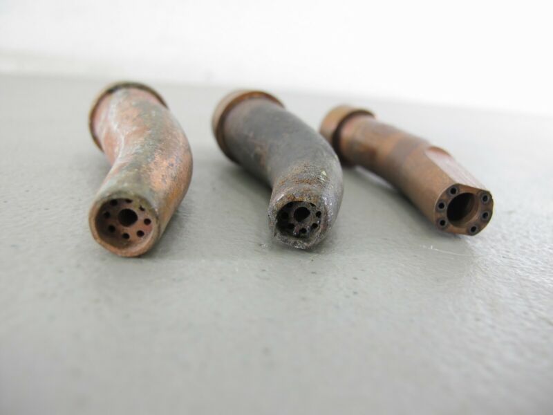 Victor Lof of Two 4 - 1 - 218 & One 3 - 6290G Cutting Torch Tips 3 Total - ZeereeZ