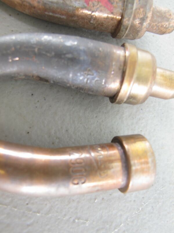 Victor Lof of Two 4 - 1 - 218 & One 3 - 6290G Cutting Torch Tips 3 Total - ZeereeZ