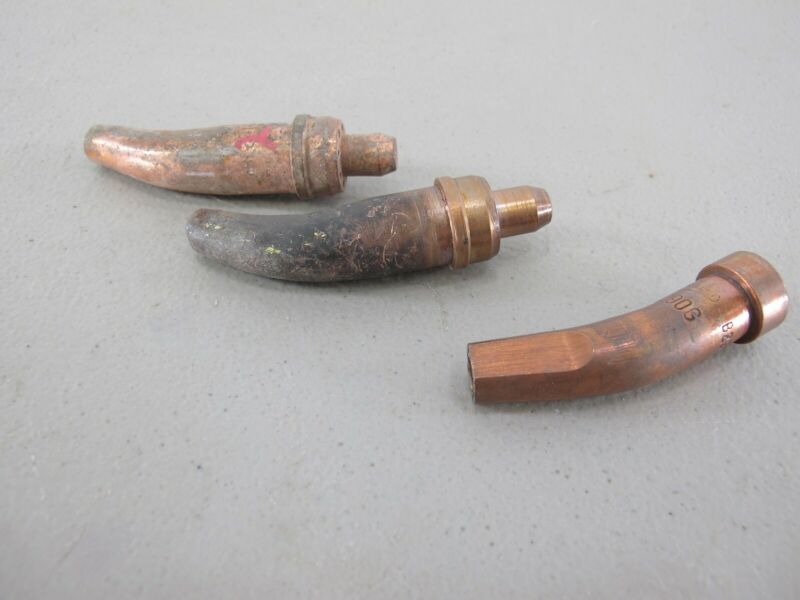 Victor Lof of Two 4 - 1 - 218 & One 3 - 6290G Cutting Torch Tips 3 Total - ZeereeZ