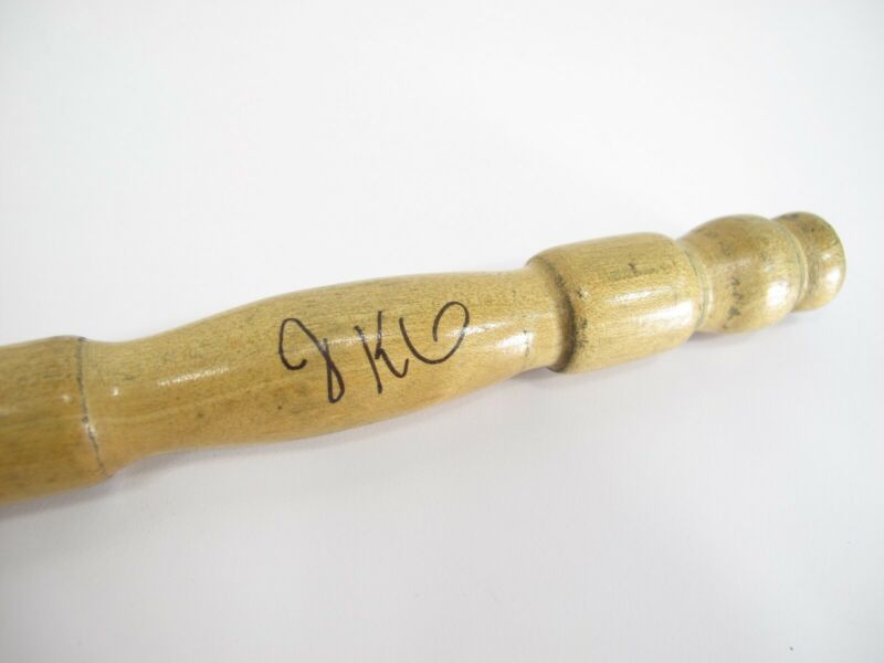 Vintage Unknown Brand Billiards Pool Ash Break Cue Stick - ZeereeZ