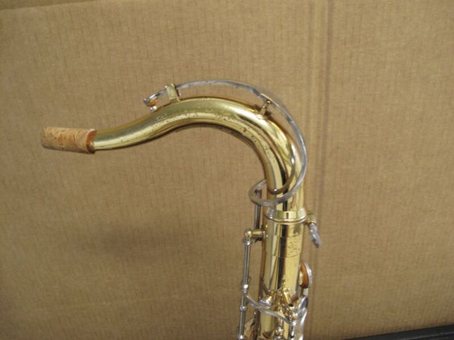 Vito Bb Tenor Saxophone w/ Yamaha 4C Mouthpiece & Case - ZeereeZ
