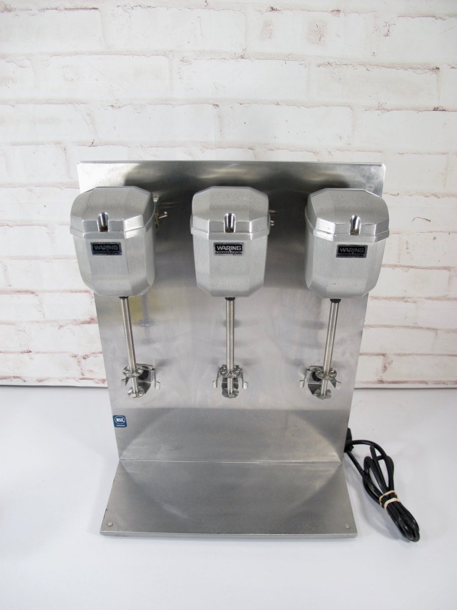 Waring DMC201DCA 2 Speed Triple Head Restaurant Drink Mixer 120V - ZeereeZ