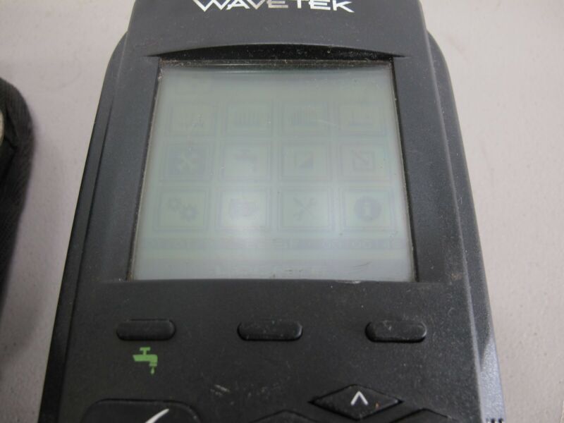 Wavetek CLI - 1750 5 - 890 MHz Combination Signal Level Leakage Meter - ZeereeZ