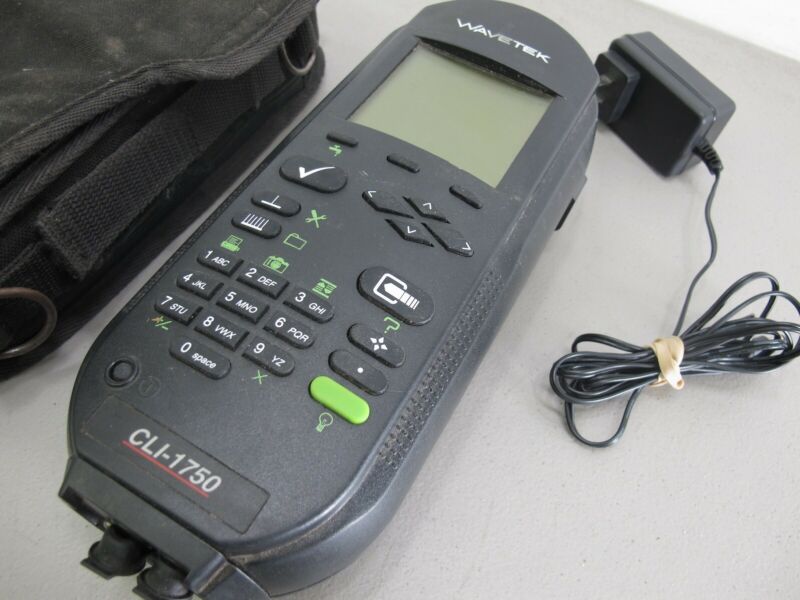 Wavetek CLI - 1750 5 - 890 MHz Combination Signal Level Leakage Meter - ZeereeZ