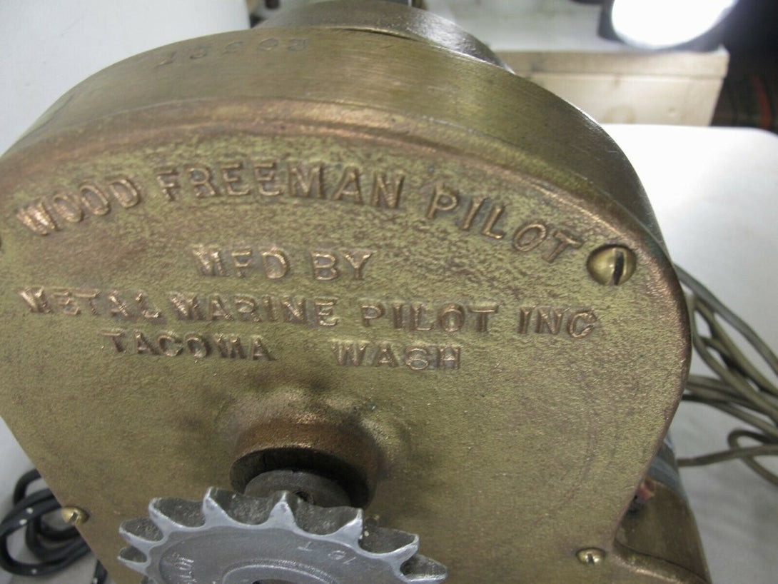 Wood Freeman Model 15 Automatic Pilot Vintage Marine Steering Autopilot 2102N - ZeereeZ