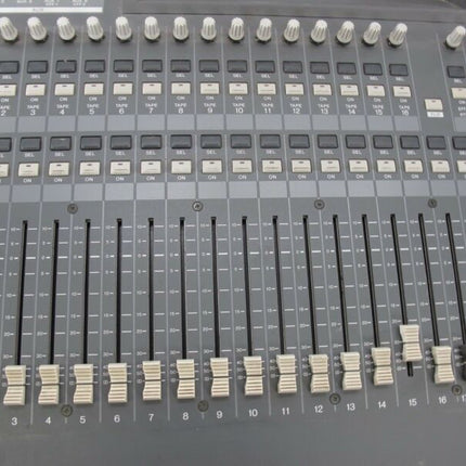 Yamaha 02R 40 Input Dynamics/ 4 Band EQ Motorized Digital Audio Recording Mixer - ZeereeZ
