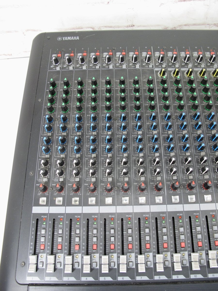 Yamaha MGP32X 32 Channel 4 Bus Professional Mixer w/ Built in Effects / USB Connectivity - ZeereeZ