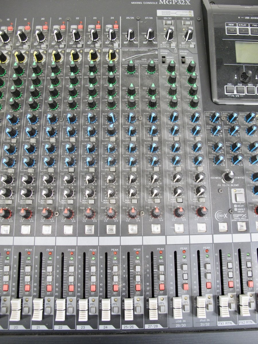 Yamaha MGP32X 32 Channel 4 Bus Professional Mixer w/ Built in Effects / USB Connectivity - ZeereeZ