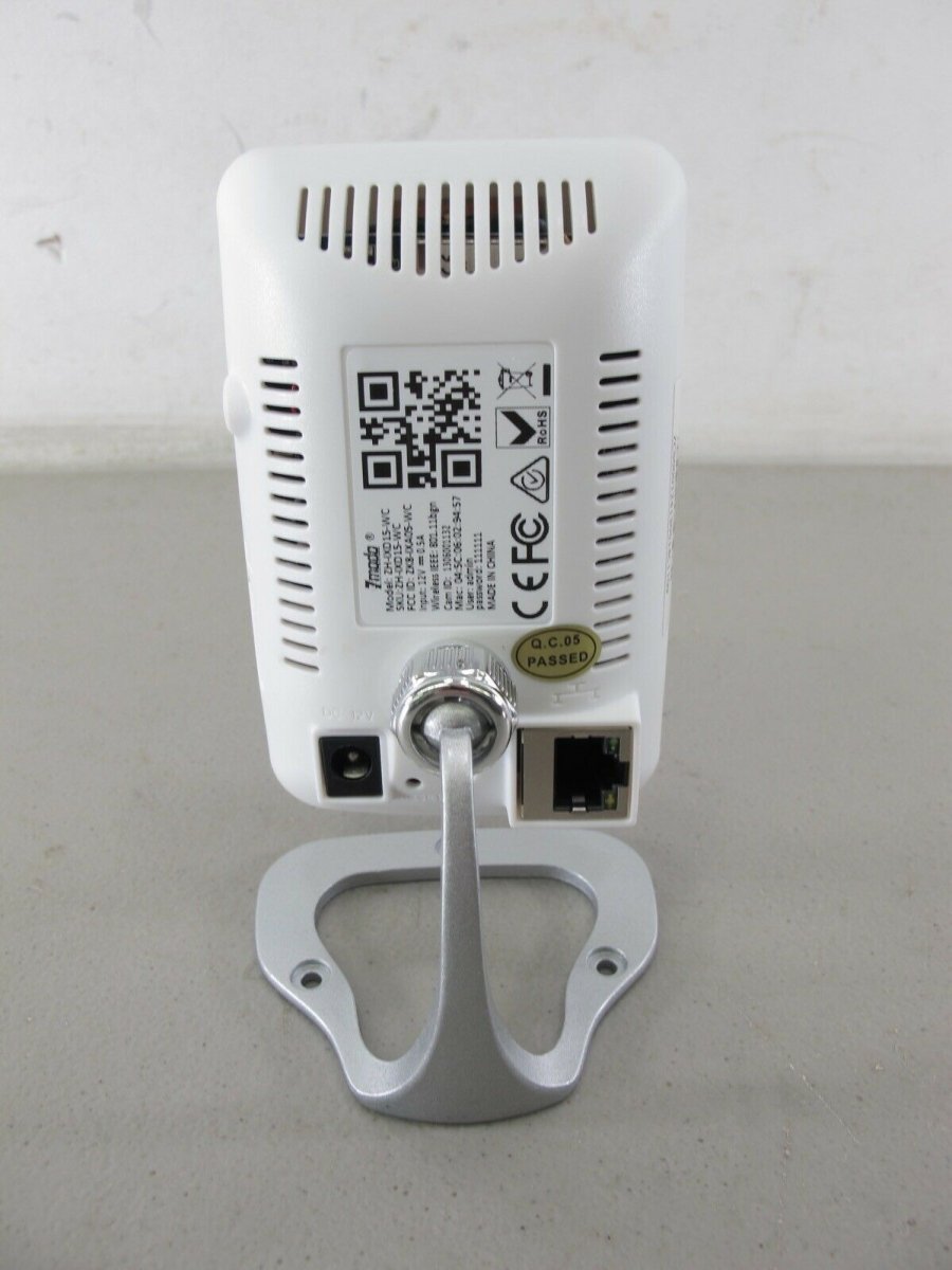 Zmodo Fox ZH - IXD15 - WC 720p HD Megapixel Indoor Mini Wireless IP Camera - ZeereeZ